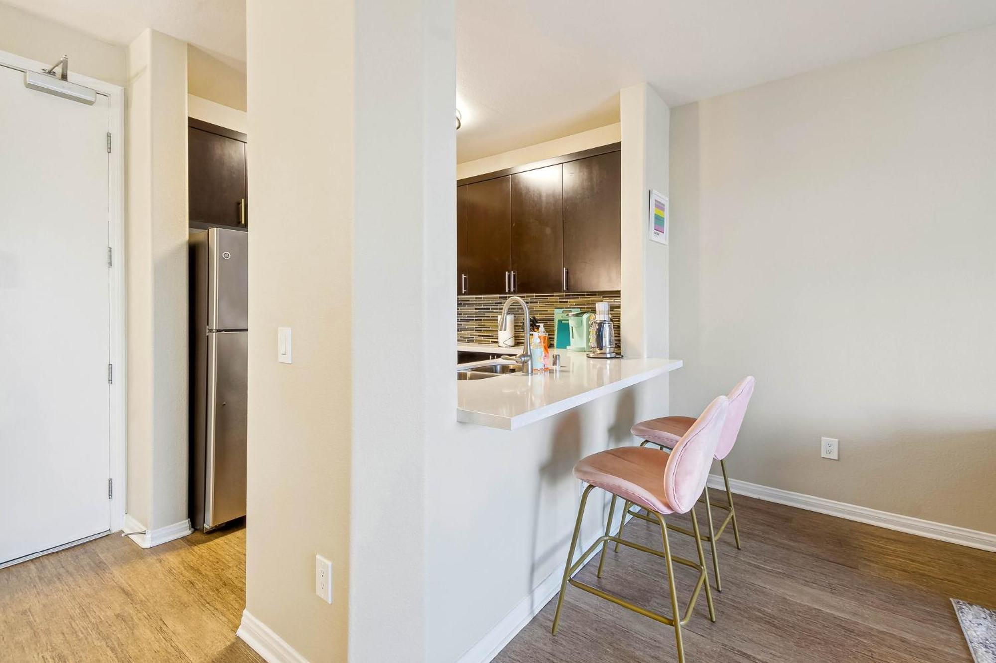 Marina Del Rey 1bdr Retreat, Pool, Gym, Free Parking Appartement